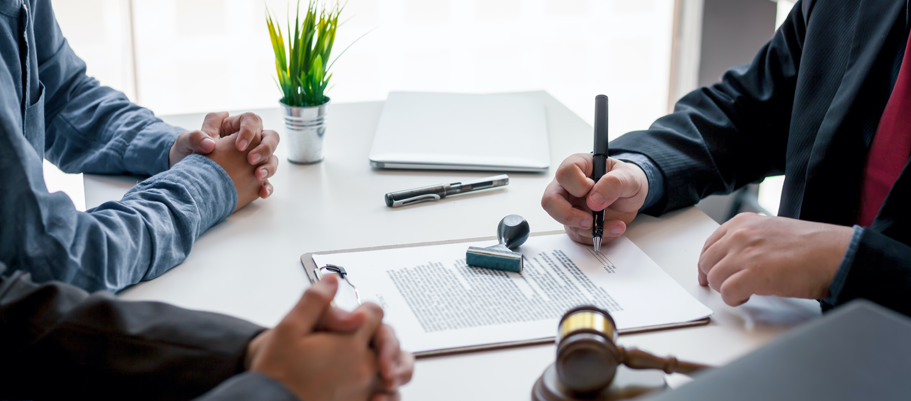 Why Should Lawyers Partner With PIP Revenue?